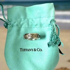 Tiffany Atlas Ring in .925 Sterling Size 5.5